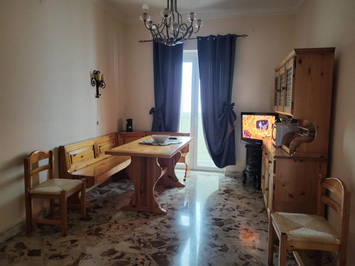 Vittoria Alata Hotell Bari Exteriör bild